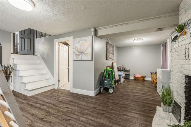 7109 NW 75th Street, Kansas City, MO 64152