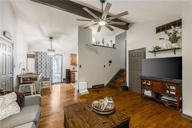 7109 NW 75th Street, Kansas City, MO 64152