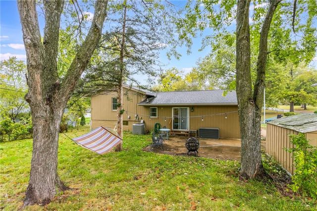 7109 NW 75th Street, Kansas City, MO 64152