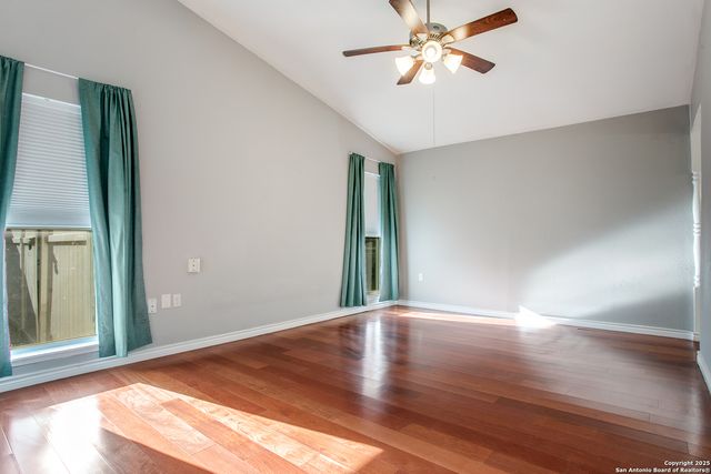 13910 Thebes, Universal City, TX 78148