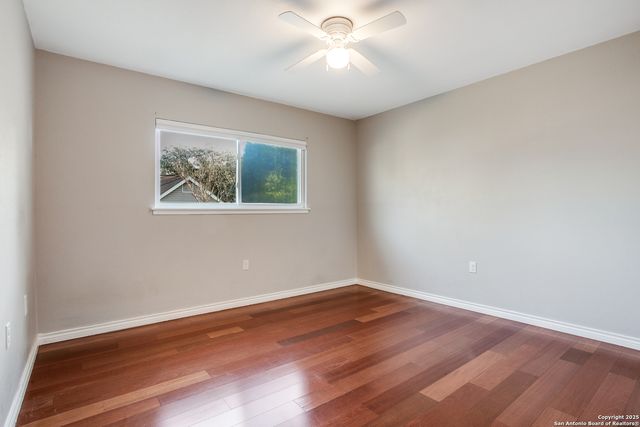 13910 Thebes, Universal City, TX 78148