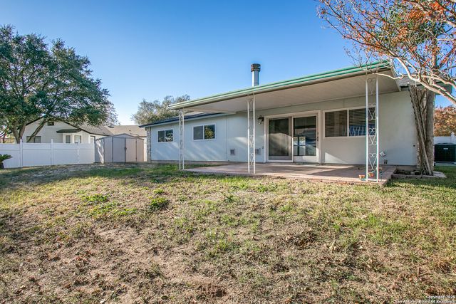 13910 Thebes, Universal City, TX 78148