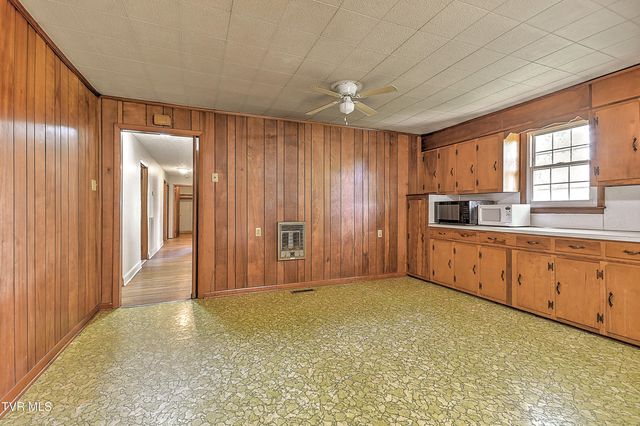 351 Silver Lake Road, Church Hill, TN 37642