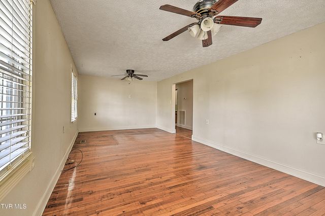 351 Silver Lake Road, Church Hill, TN 37642