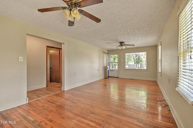 351 Silver Lake Road, Church Hill, TN 37642