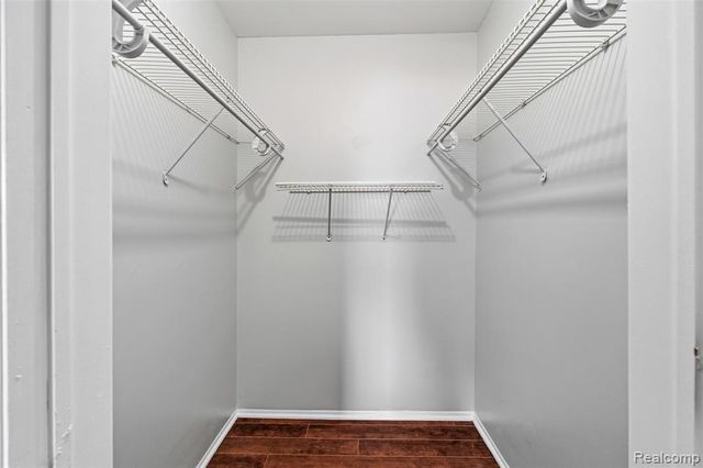 42564 Saratoga Road 31, Canton, MI 48187