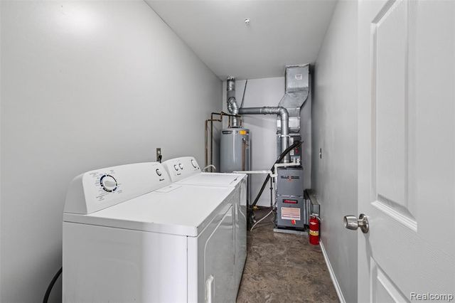 42564 Saratoga Road 31, Canton, MI 48187