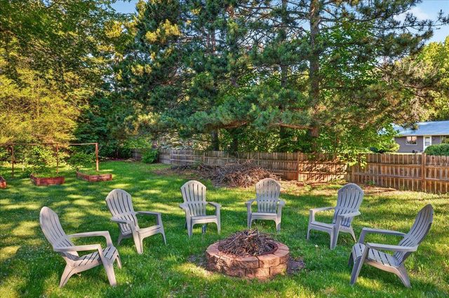 6981 Sunrise Drive, Lino Lakes, MN 55014