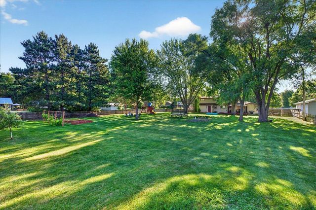 6981 Sunrise Drive, Lino Lakes, MN 55014