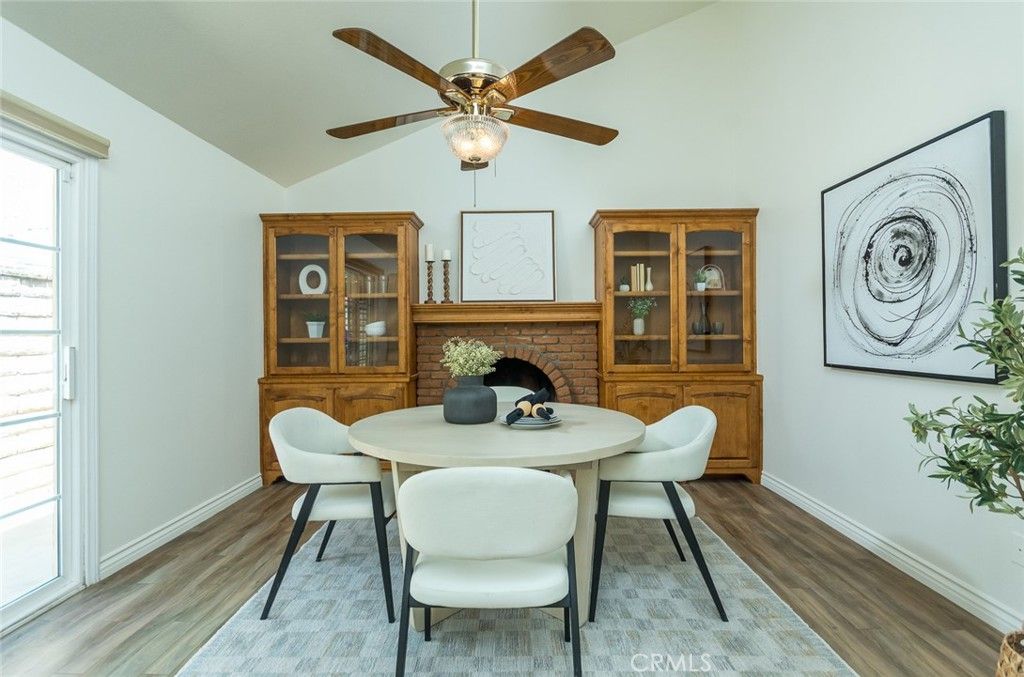 Image 11 of property listing at 23540 Via Amado, Valencia, CA 91355