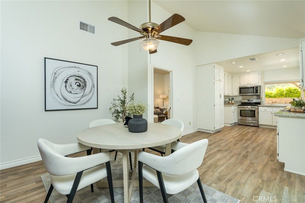 Image 13 of property listing at 23540 Via Amado, Valencia, CA 91355