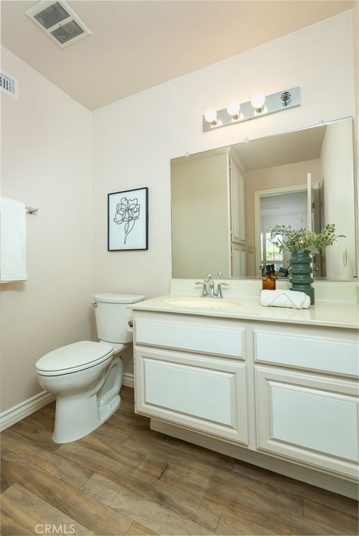 Image 19 of property listing at 23540 Via Amado, Valencia, CA 91355