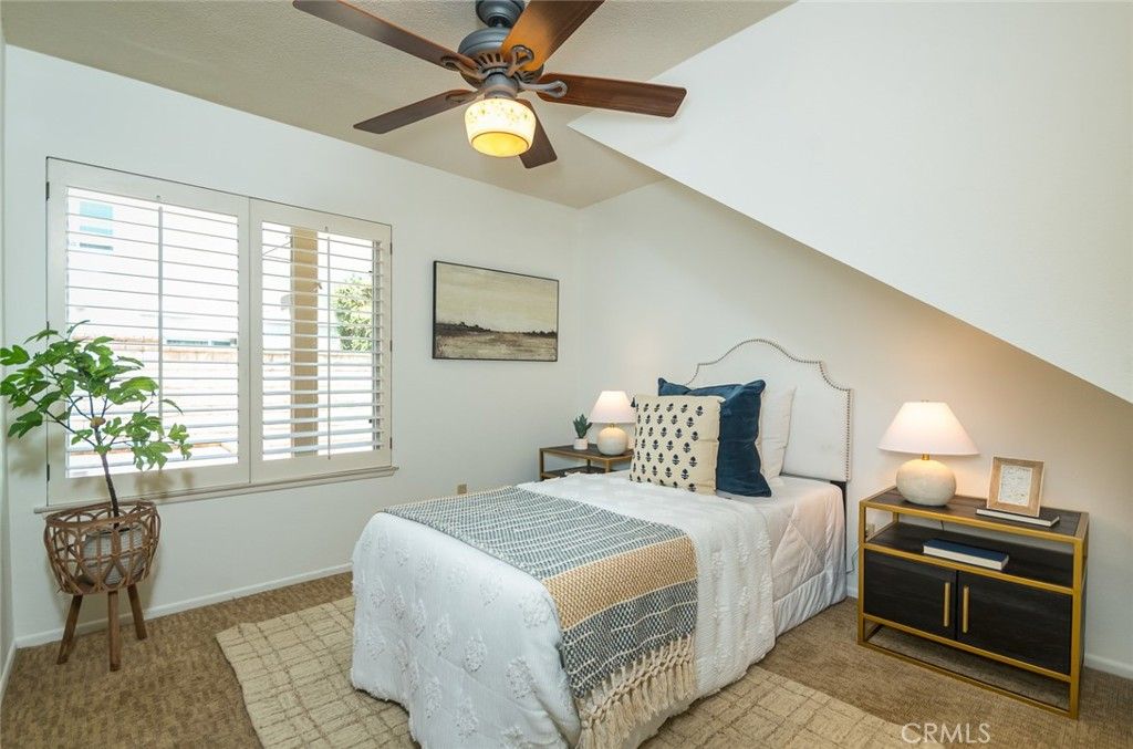 Image 23 of property listing at 23540 Via Amado, Valencia, CA 91355