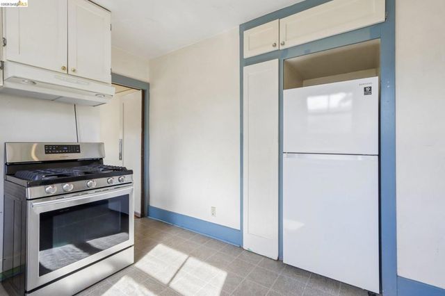 2144 Oregon St, Berkeley, CA 94705