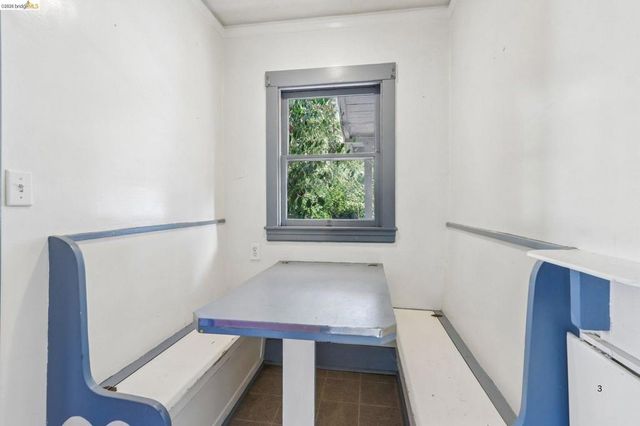 2144 Oregon St, Berkeley, CA 94705