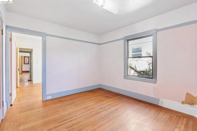 2144 Oregon St, Berkeley, CA 94705