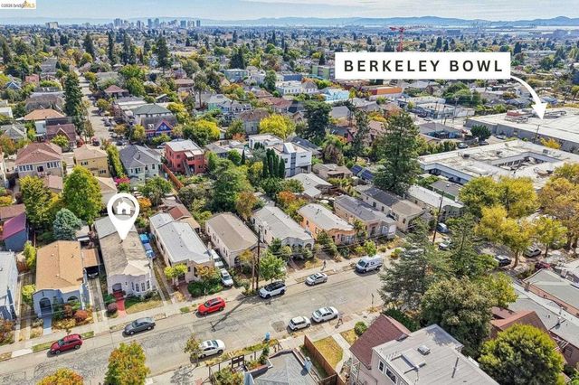 2144 Oregon St, Berkeley, CA 94705