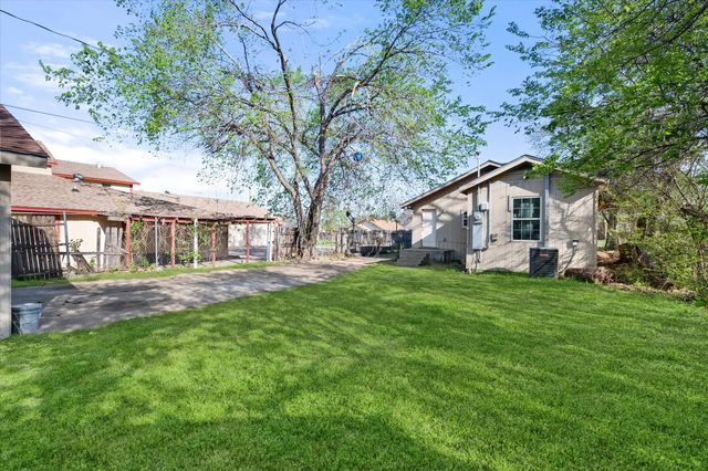 3708 Avenue M, Fort Worth, TX 76105