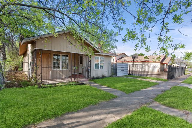 3708 Avenue M, Fort Worth, TX 76105