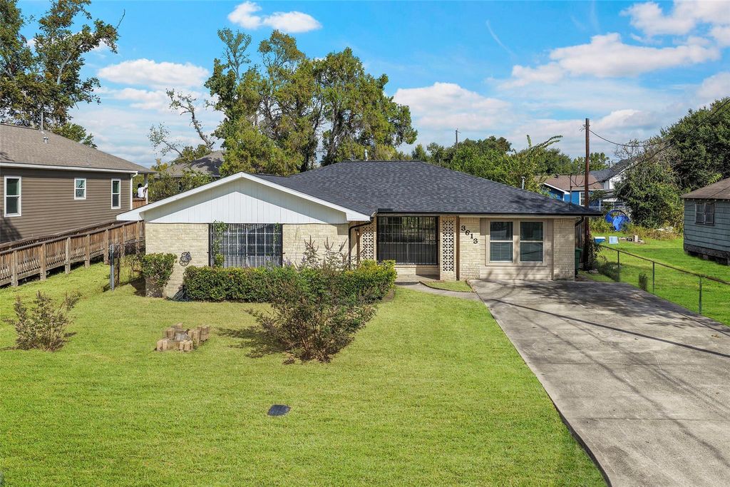 3613 Crandon Street, Houston, TX 77026