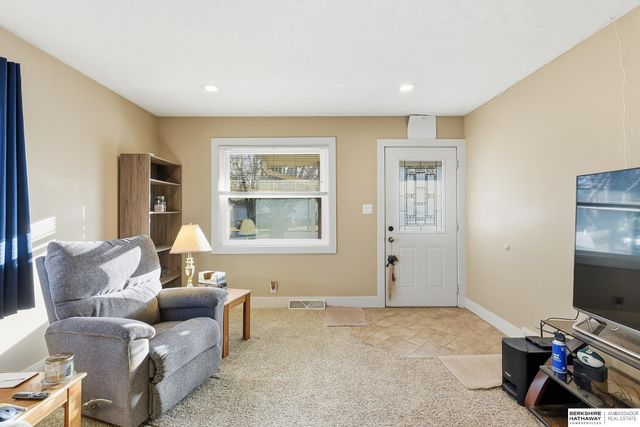 1607 N Somers Avenue, Fremont, NE 68025