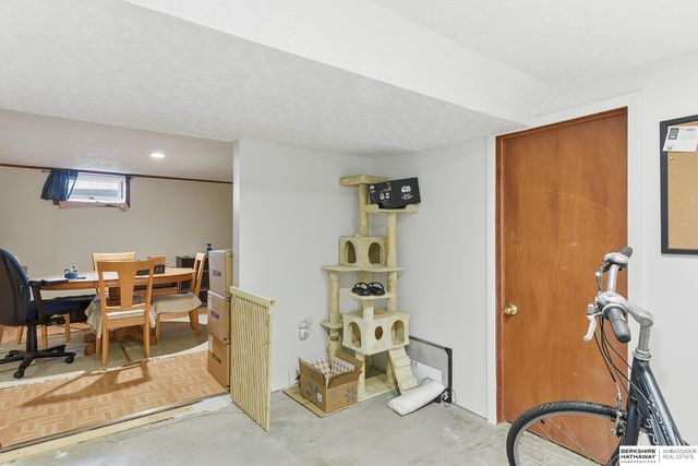 1607 N Somers Avenue, Fremont, NE 68025