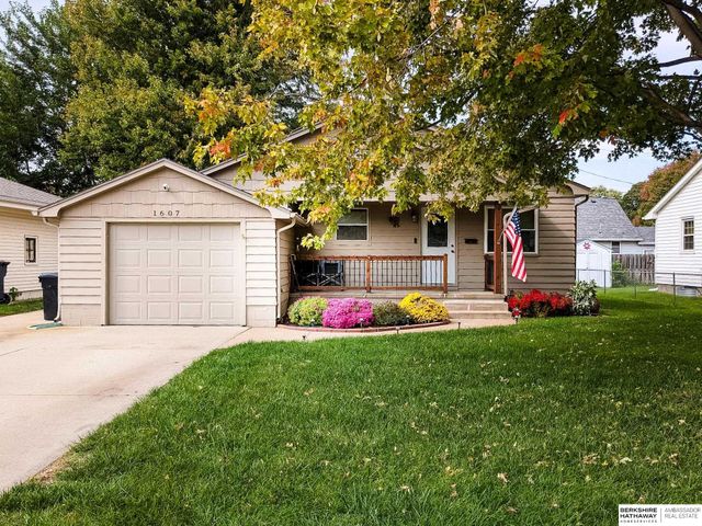 1607 N Somers Avenue, Fremont, NE 68025