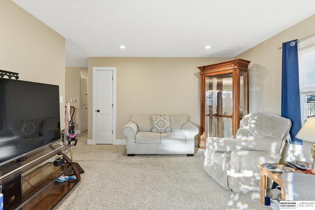 1607 N Somers Avenue, Fremont, NE 68025