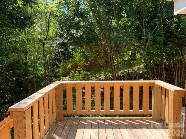 2717 Columbus Circle, Charlotte, NC 28208