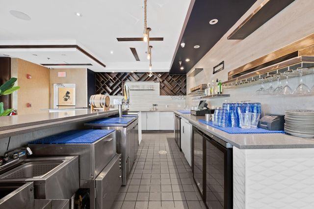 1103 E LAS OLAS Boulevard, Fort Lauderdale, FL 33301