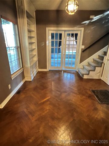 236 W 6th Avenue, Bristow, OK 74010