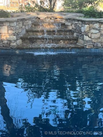 236 W 6th Avenue, Bristow, OK 74010