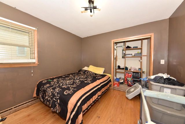 8103 W Potomac AVENUE, Milwaukee, WI 53218