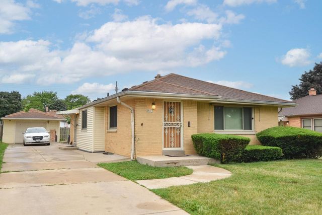 8103 W Potomac AVENUE, Milwaukee, WI 53218