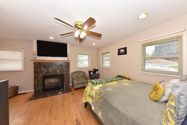 8103 W Potomac AVENUE, Milwaukee, WI 53218