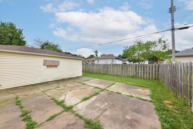 8103 W Potomac AVENUE, Milwaukee, WI 53218