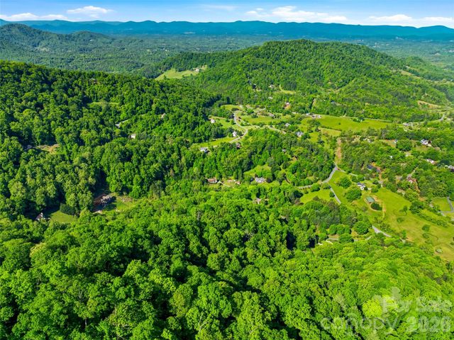 948 Cove Creek Lane, Mars Hill, NC 28754