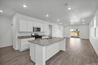 5719 Hematite Rim, San Antonio, TX 78222