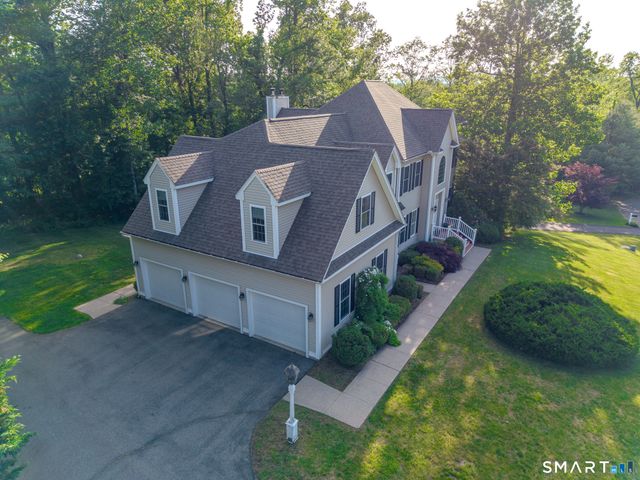 4 Ortense Drive, Wallingford, CT 06492