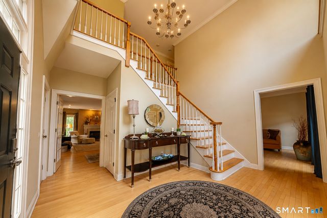 4 Ortense Drive, Wallingford, CT 06492