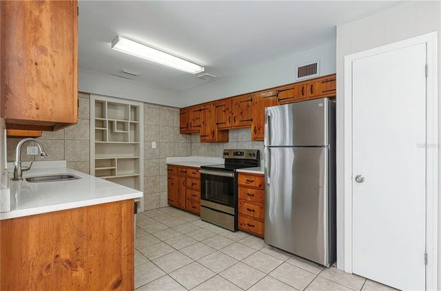 265 W CONSTANCE ROAD, Debary, FL 32713