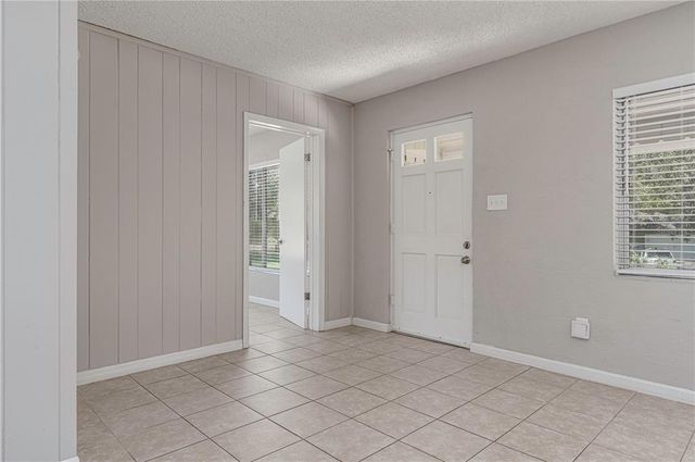 265 W CONSTANCE ROAD, Debary, FL 32713