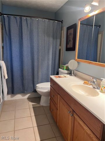 919 Chelsea Drive, Dover, OH 44622