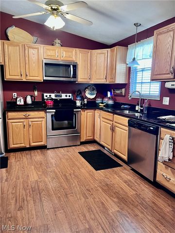 919 Chelsea Drive, Dover, OH 44622