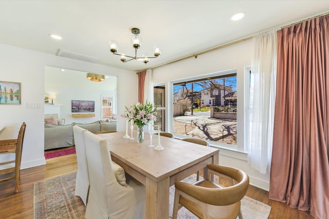 1204 E Live Oak ST, Austin, TX 78704