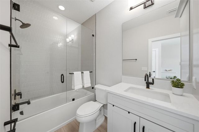 11552 GLEAMING TERRACE, Venice, FL 34293