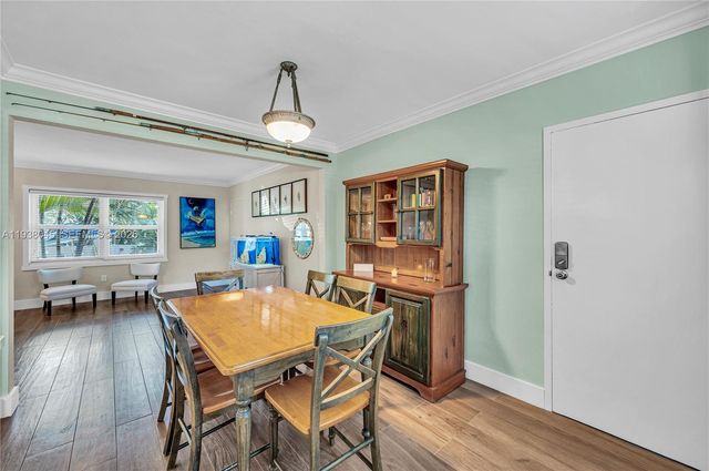 7621 SW 55th Ave 22B, Miami, FL 33143