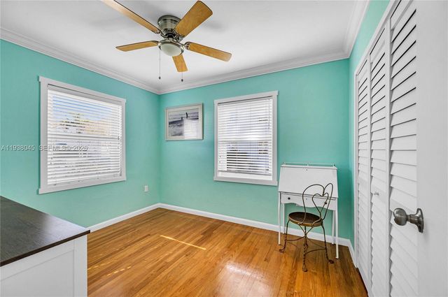 7621 SW 55th Ave 22B, Miami, FL 33143