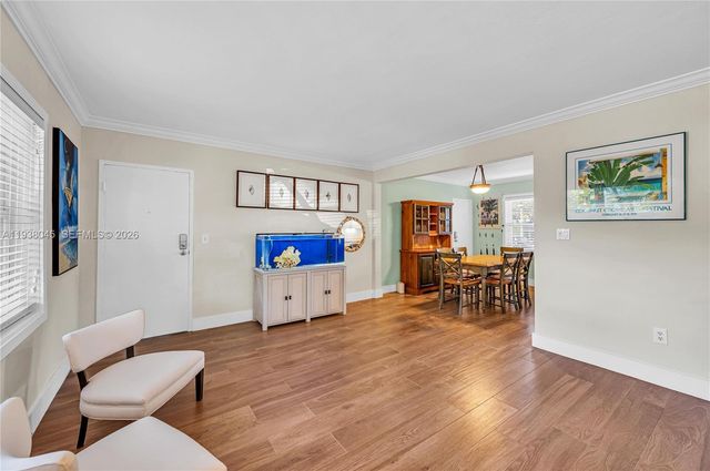 7621 SW 55th Ave 22B, Miami, FL 33143