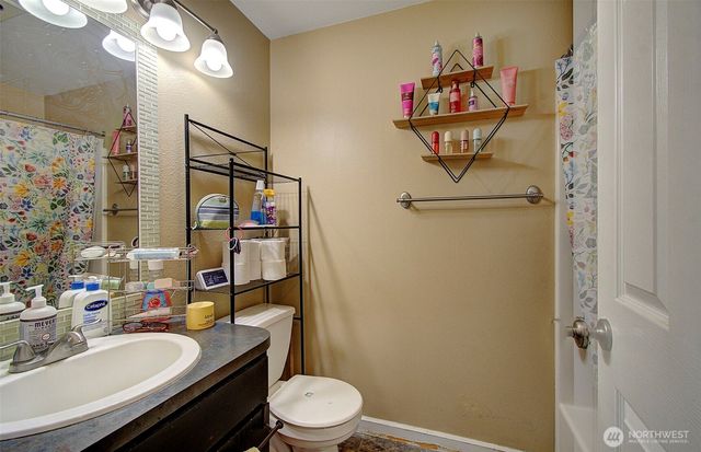 16002 NE 74th Street, Vancouver, WA 98682